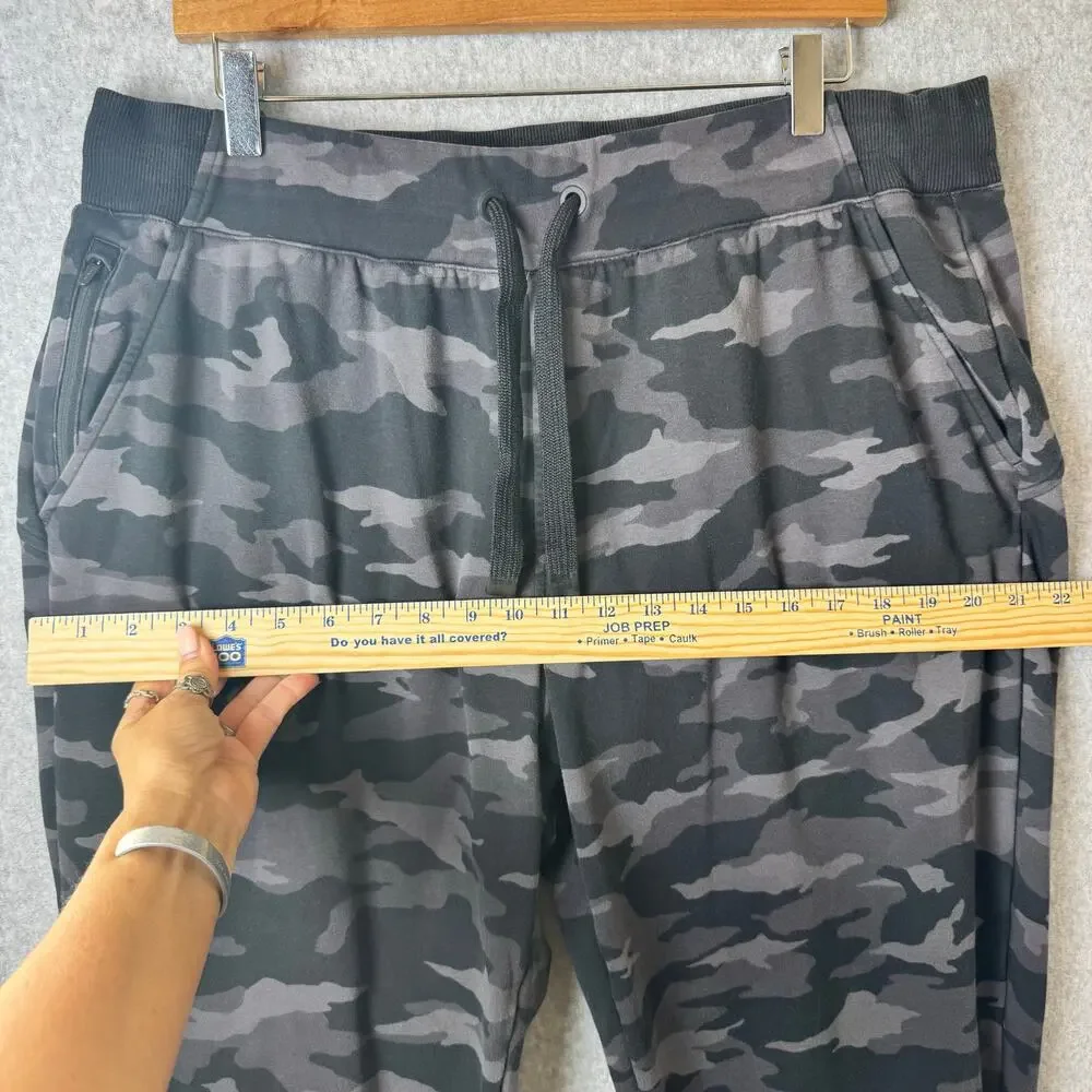 Athleta Women’s Gray Camouflage Jogger Track Pants - Picture 11 of 16